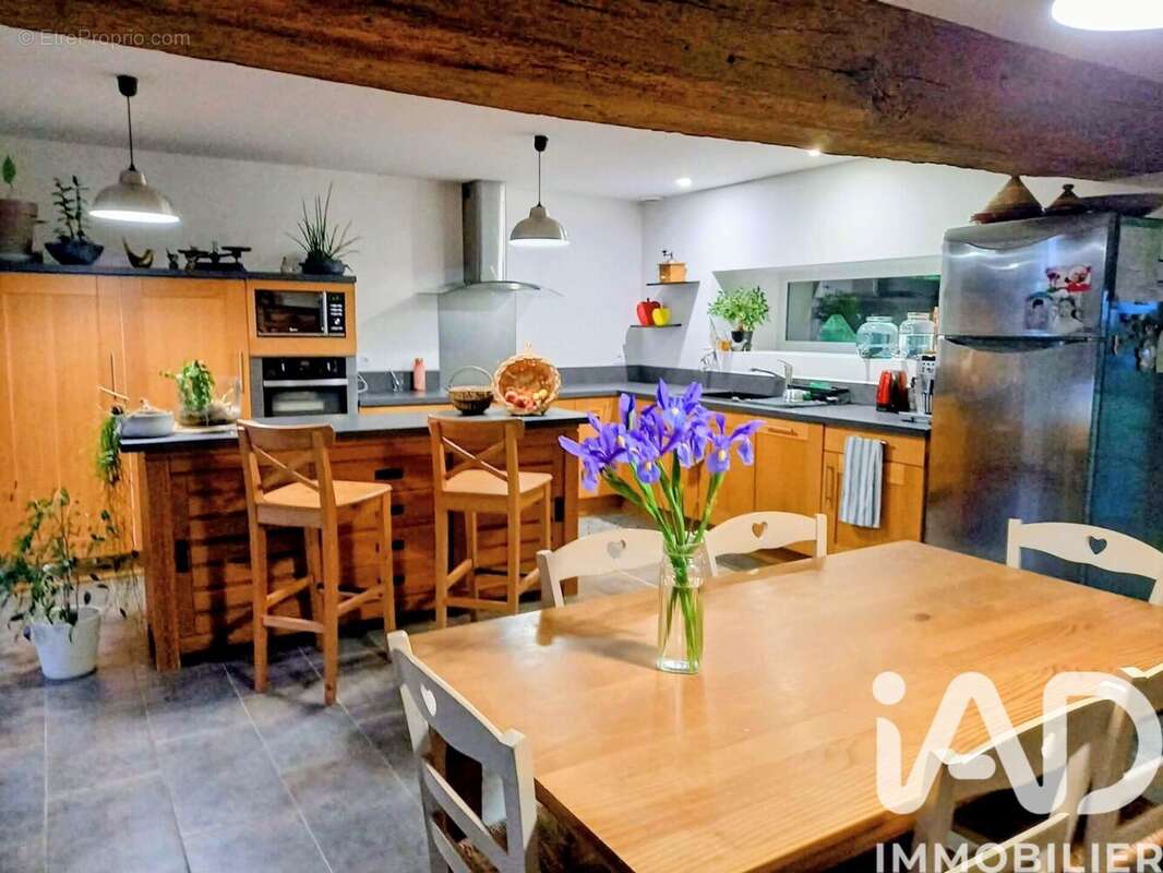 Photo 3 - Maison à LA POUEZE