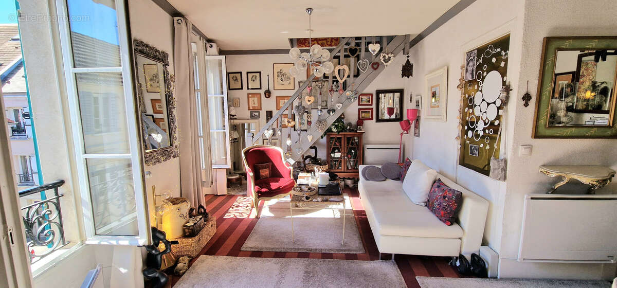 Appartement à RUEIL-MALMAISON