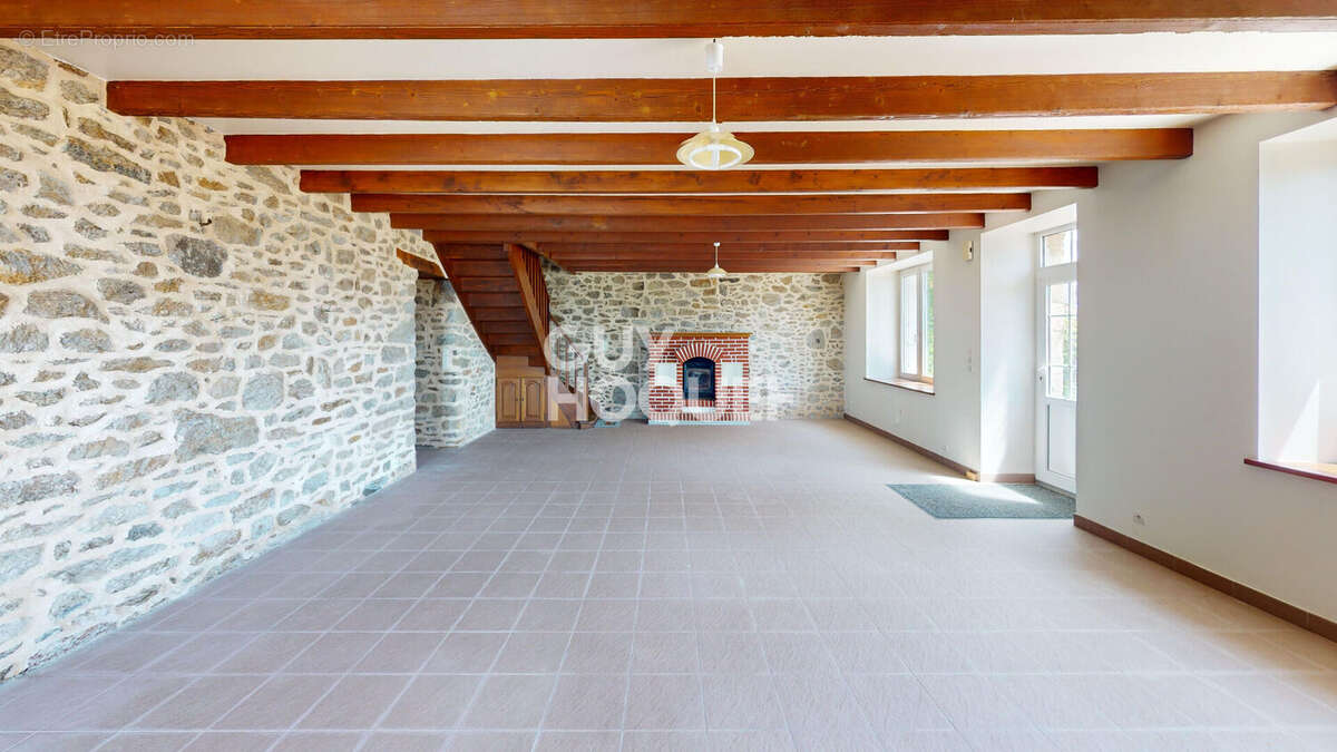 Maison à SAINT-COULOMB