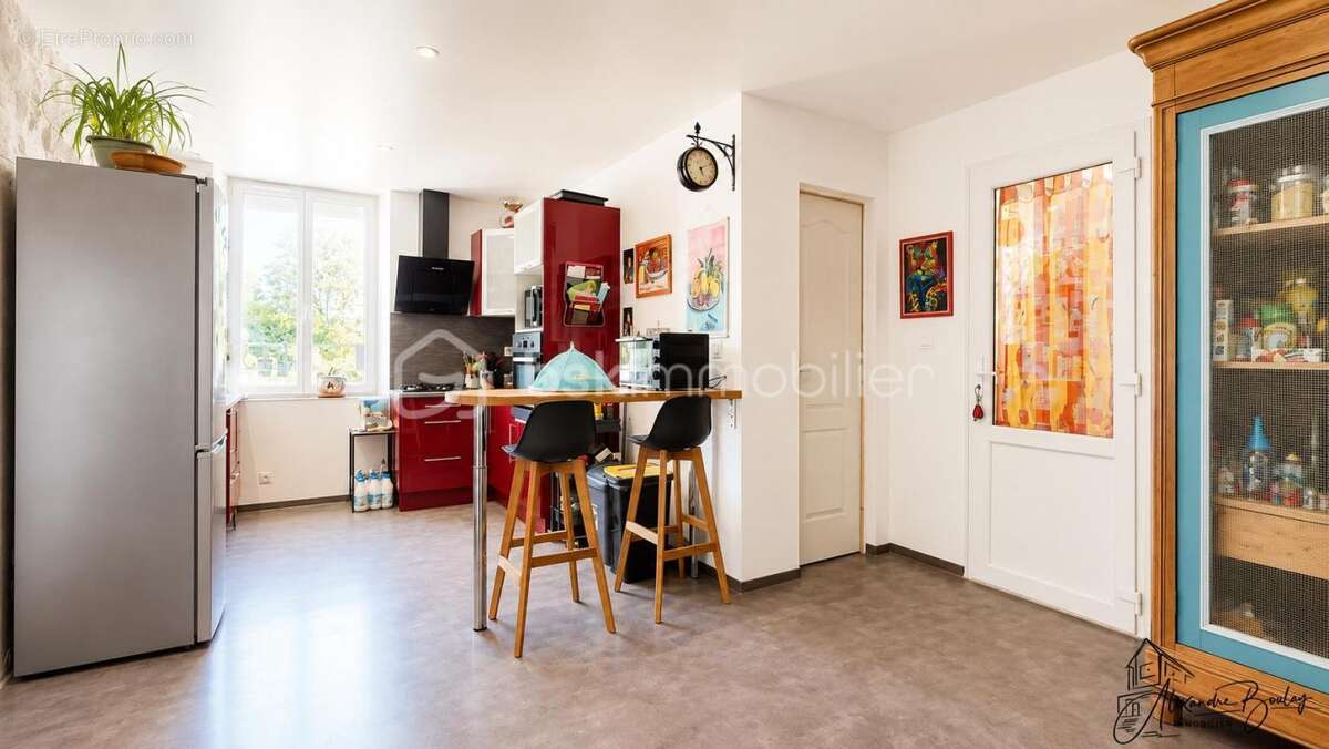 Corps de ferme exceptionnel – Trois habitations rénovées – Plus de 400 m² de dépendances – 9 913 m² de terrain - photo 24