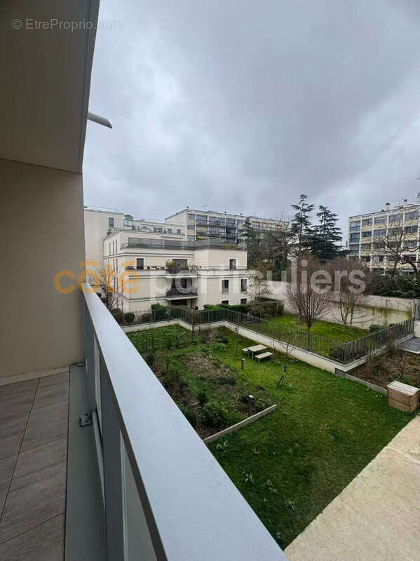Appartement à SURESNES