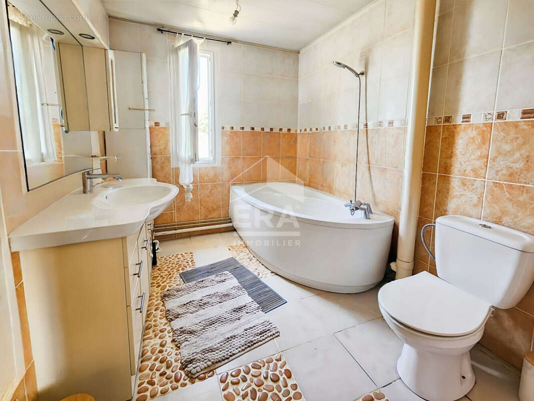 Maison Savigny Le Temple 5 pièce(s) 102.5 m2 - photo 8