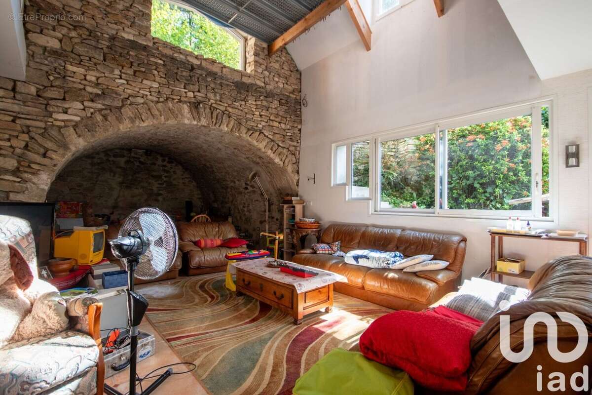 Photo 4 - Maison à VETHEUIL