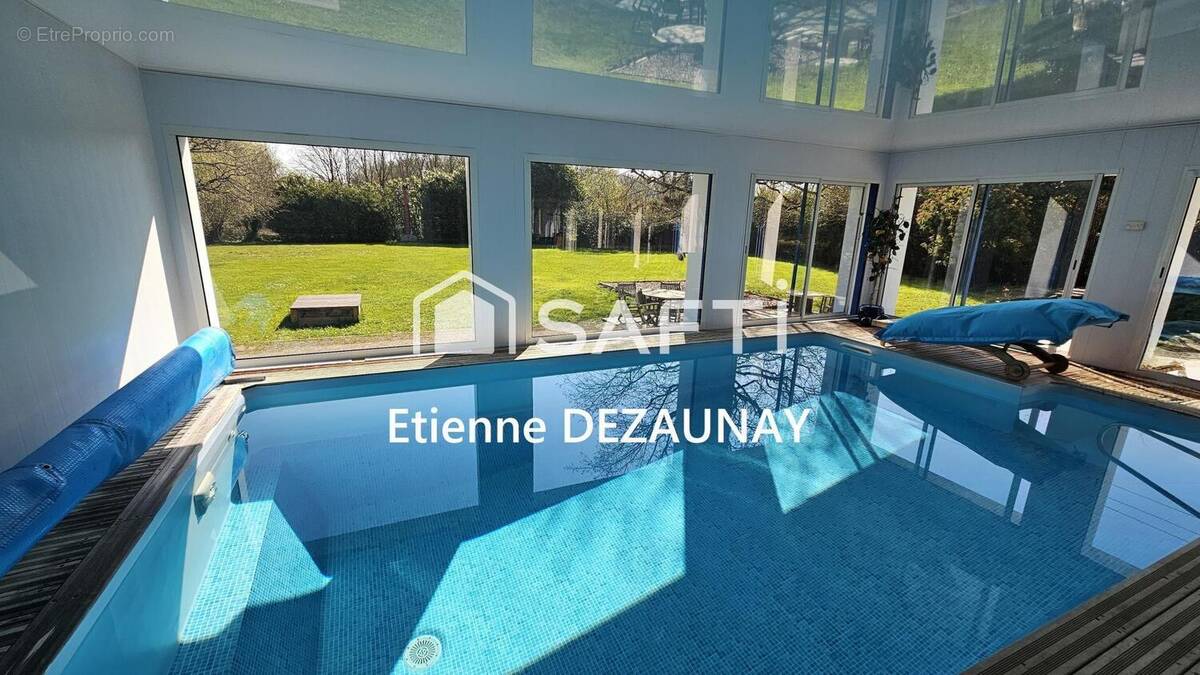 Photo 1 - Maison à LA CHAPELLE-DES-MARAIS
