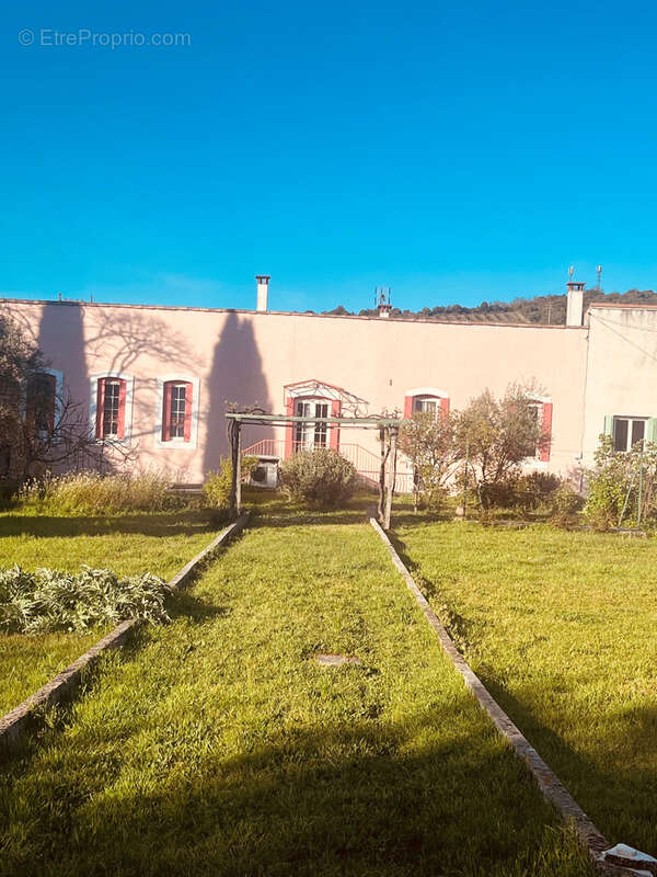 Maison à PIEUSSE