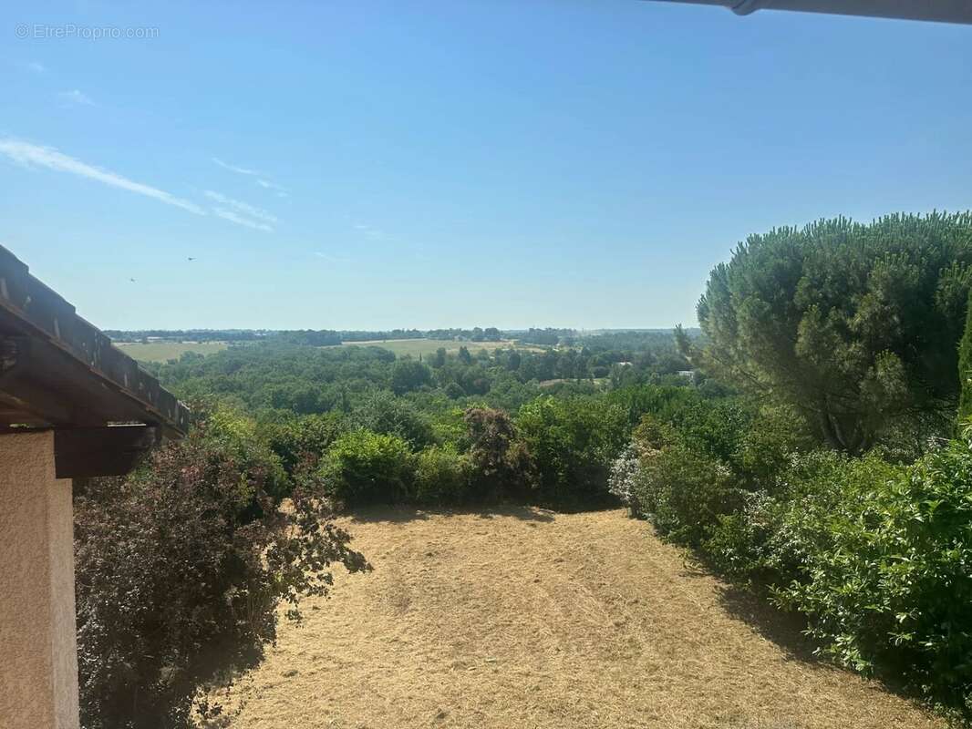 Maison T5 - 160 m2 - vue dégagée - photo 11