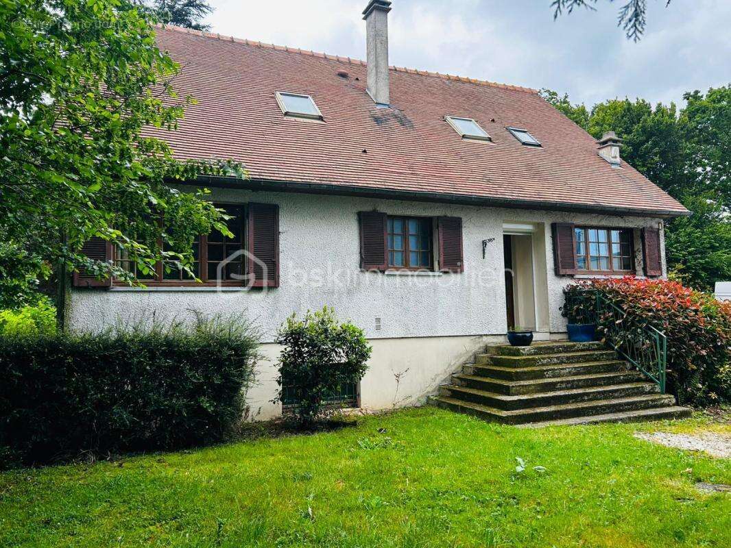 Maison à LE FRESNE-CAMILLY
