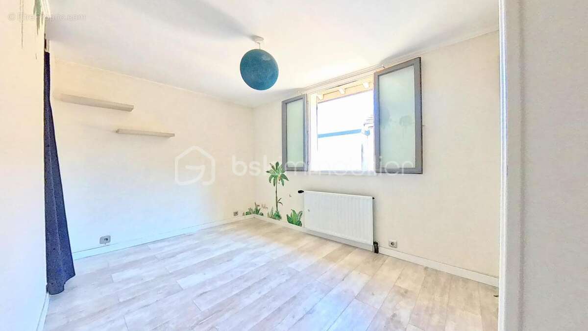 Maison à NEUILLY-PLAISANCE