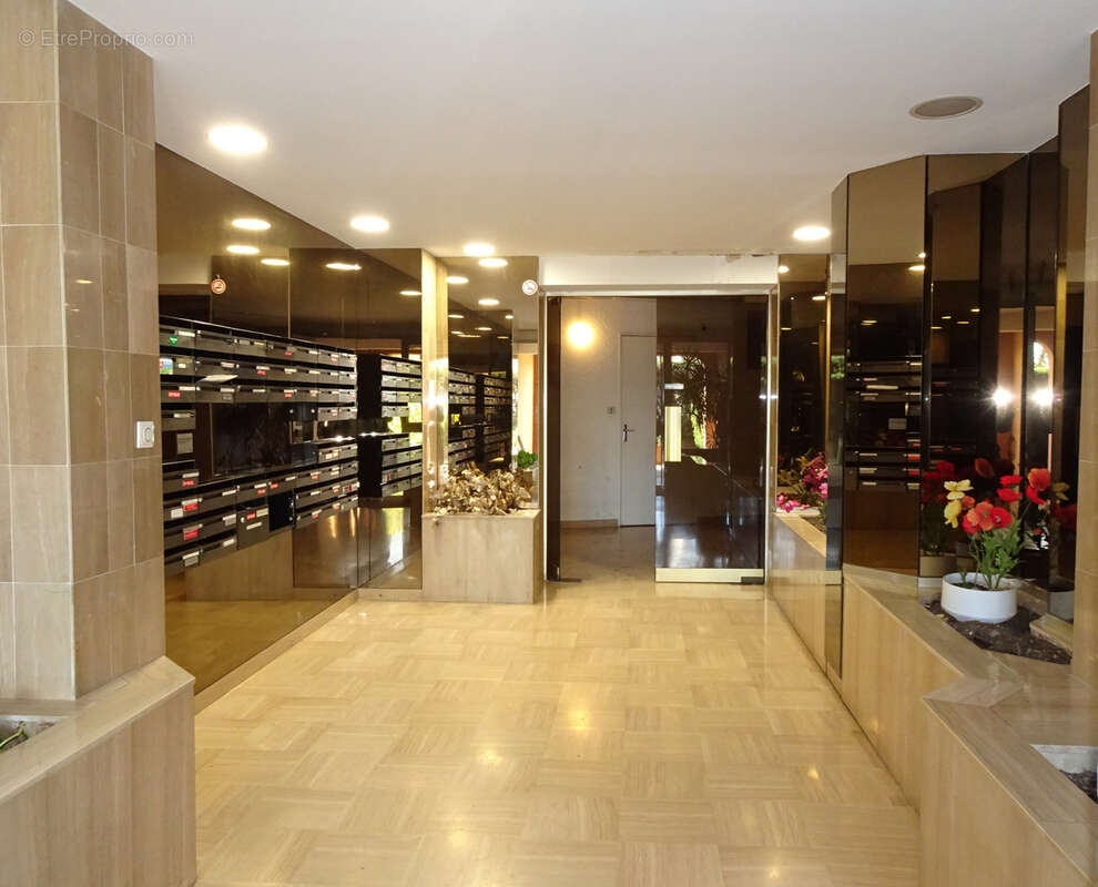 Appartement à HYERES