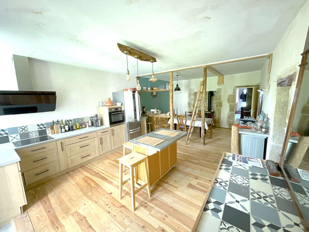 Maison à MARTINVELLE