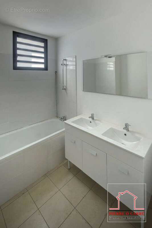 Appartement à SAINT-DENIS