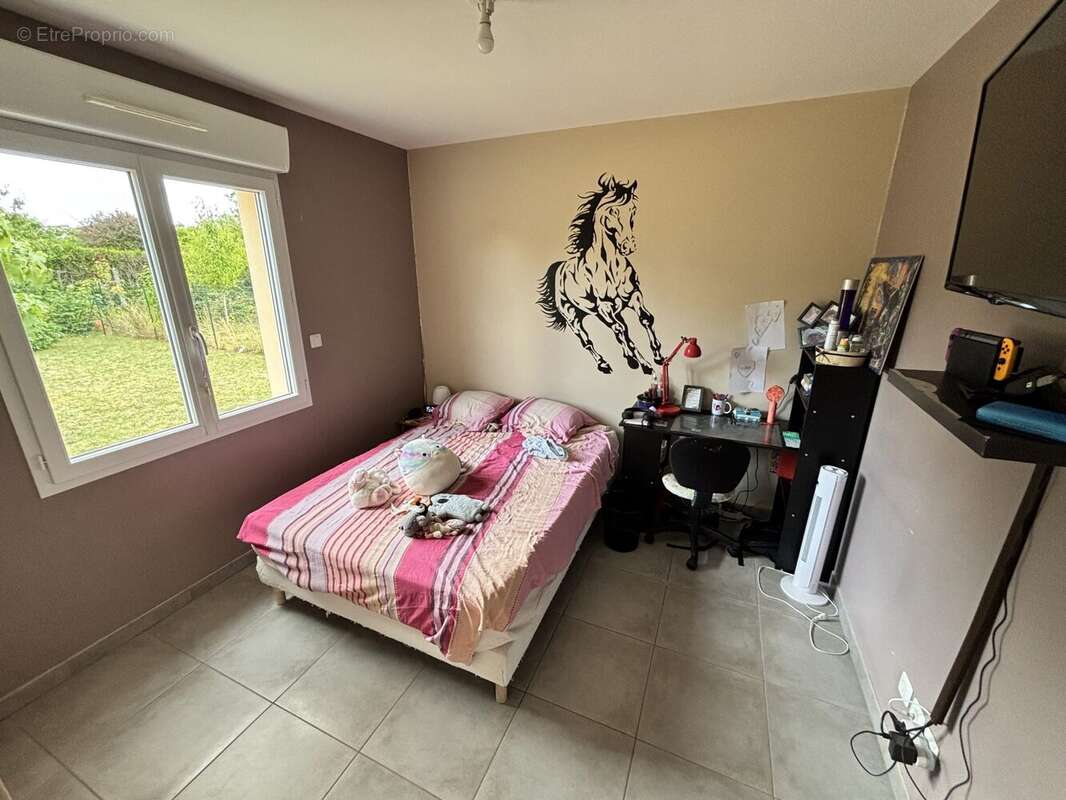 Maison à NEUVILLE-DE-POITOU