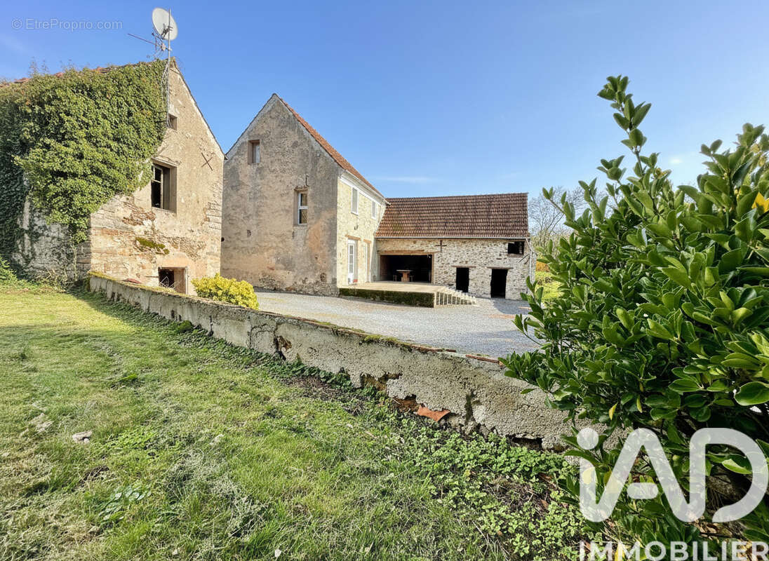 Photo 2 - Maison à EPIEDS