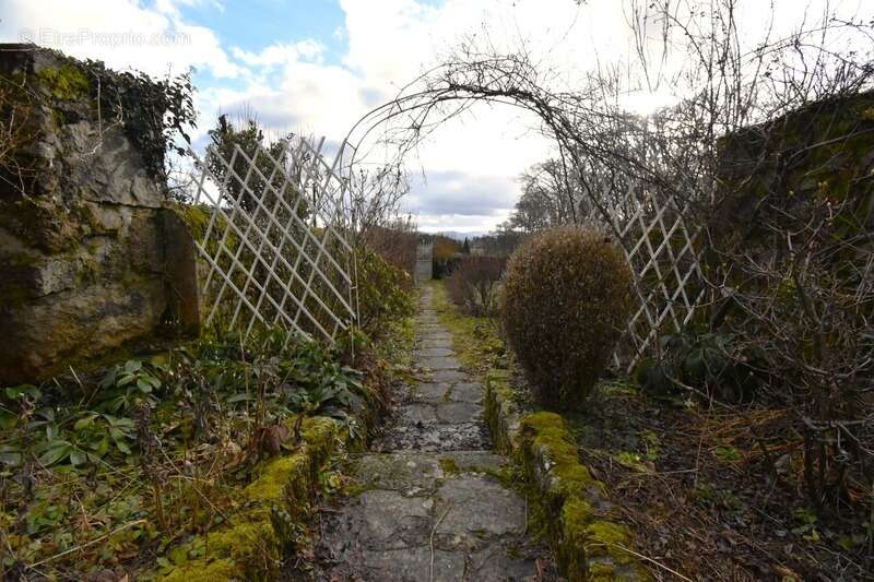 Maison à SAINT-AGREVE
