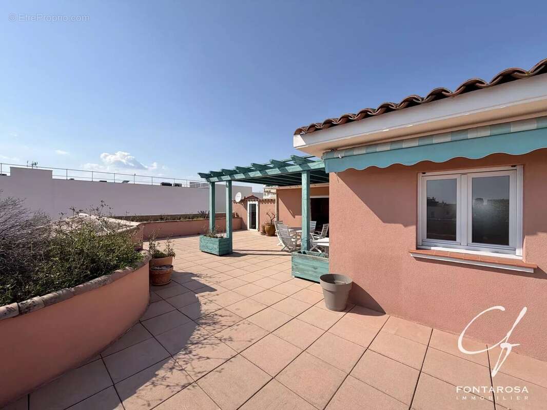 Appartement à FREJUS