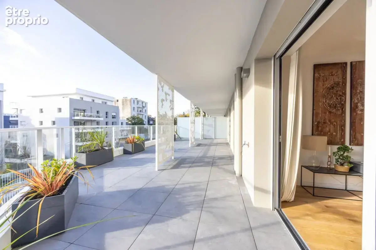 Appartement T4 avec terrasse - photo 2