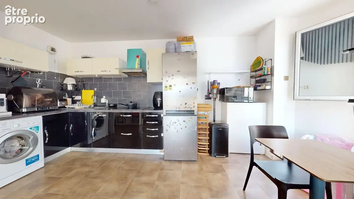 Appartement F3 avec balcon et Parking en sous-sol, proche tramway - photo 5