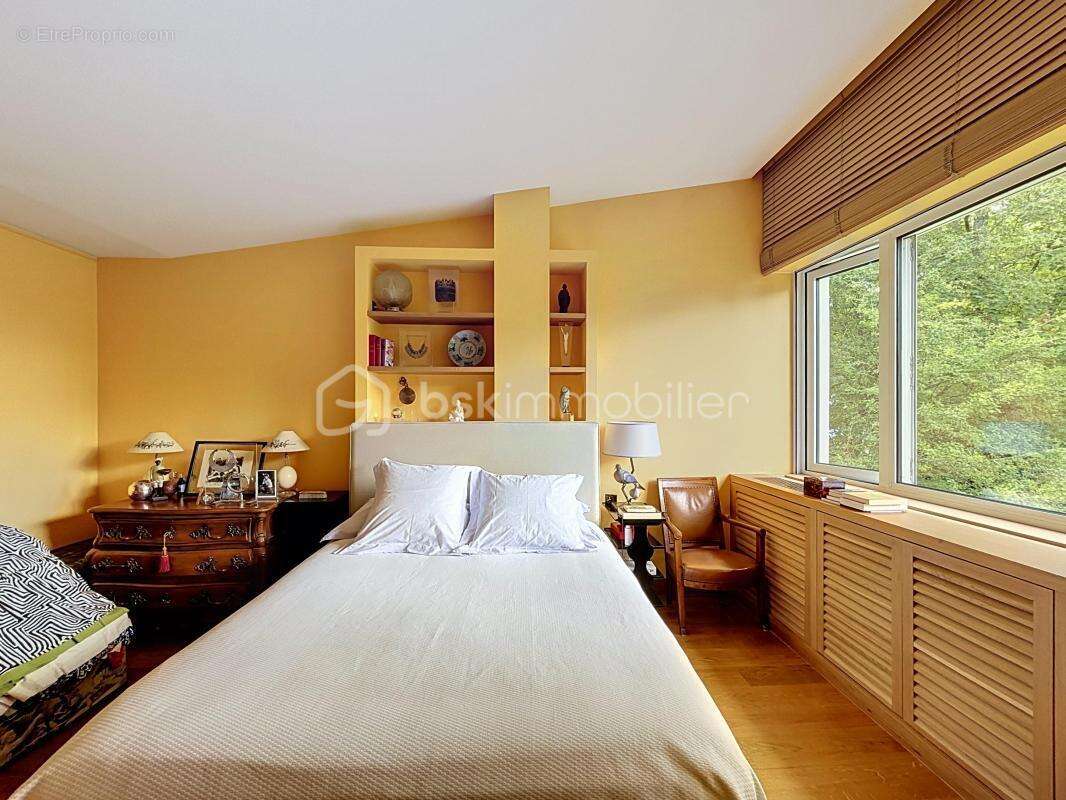 Appartement à GARCHES
