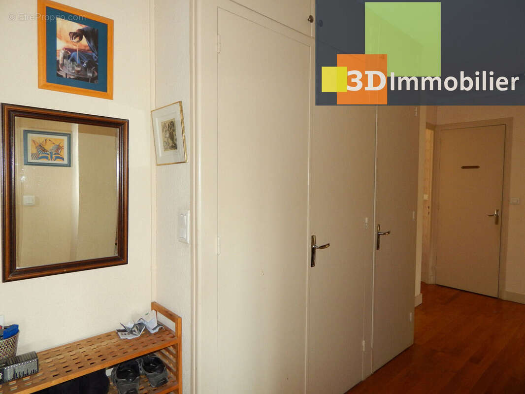 Photo 9 - Appartement à LONS-LE-SAUNIER