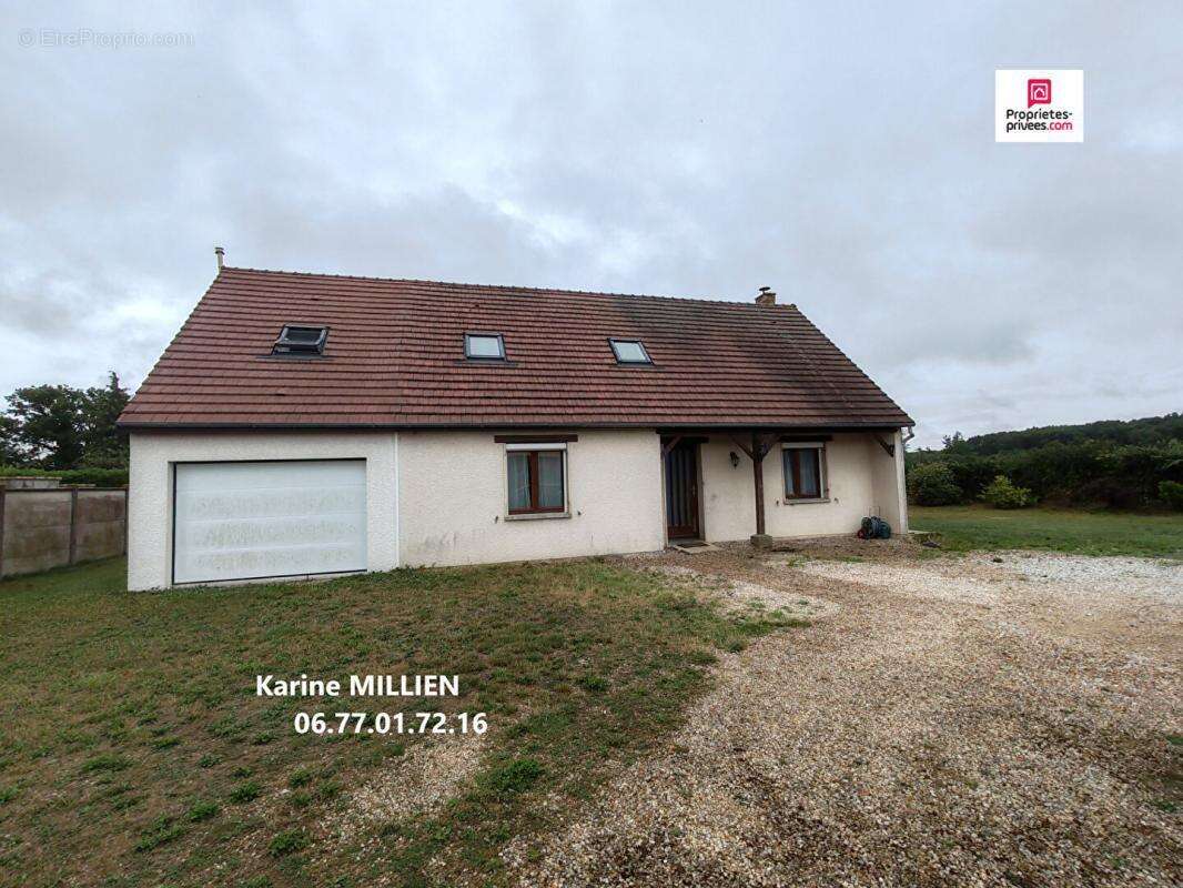 Maison à MUZY