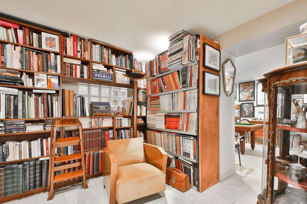 Appartement à PARIS-9E