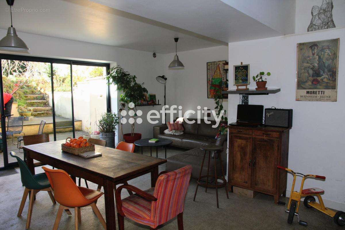 Maison 170 m² à Saulx-Les-Chartreux  - photo 4