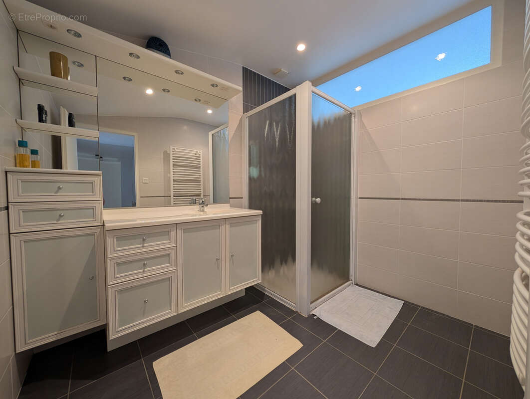 Maison à LES HERBIERS