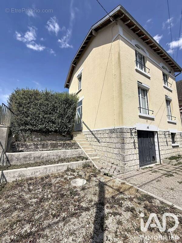Photo 1 - Maison à SAINTE-MENEHOULD