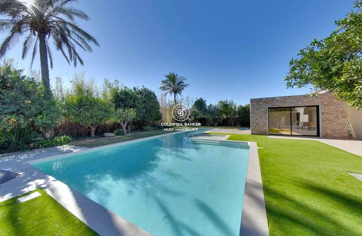 Maison à SAINT-CYPRIEN