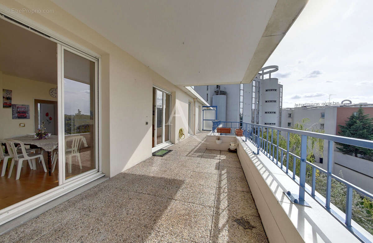 Appartement à NOGENT-SUR-MARNE