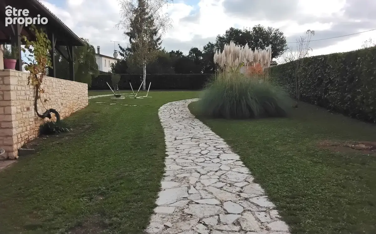 Grande maison semi enterree - photo 8