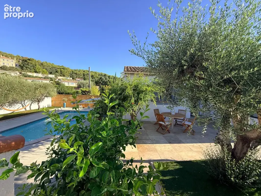 13013 châteaugombert   superbe maison de plain-pied avec piscine - photo 7