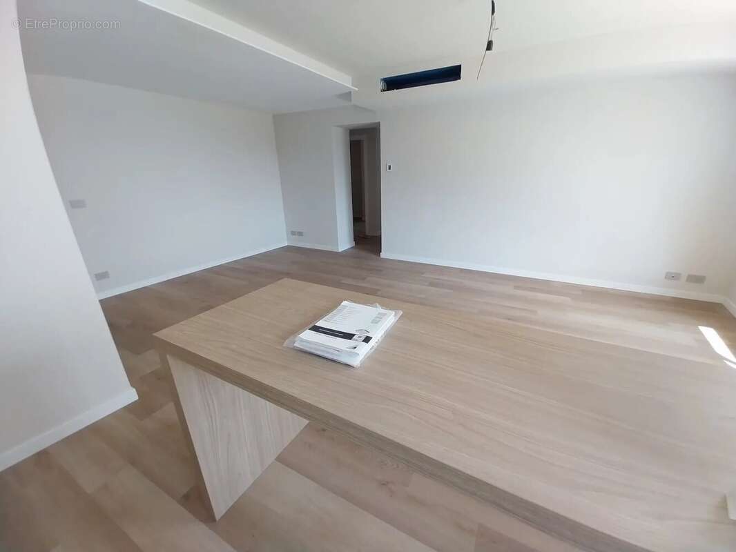 Appartement à ROQUEBRUNE-CAP-MARTIN