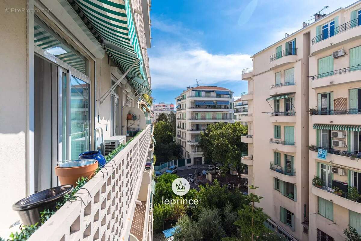 Appartement à NICE