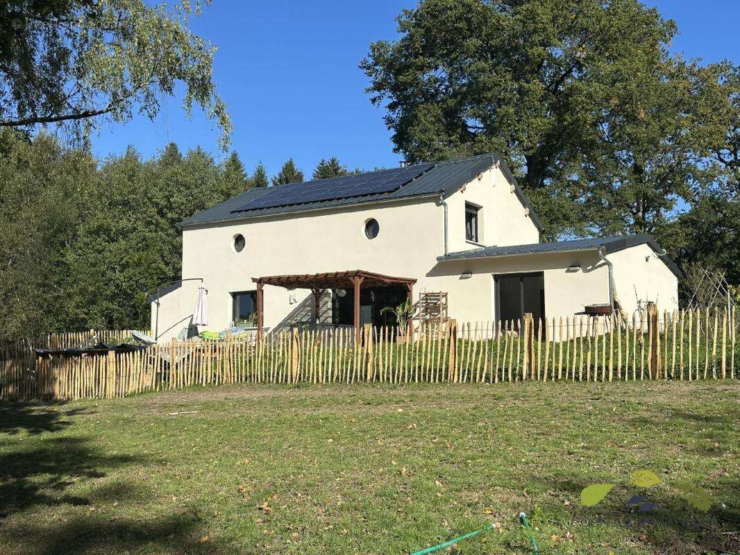 Maison à LA GENEYTOUSE
