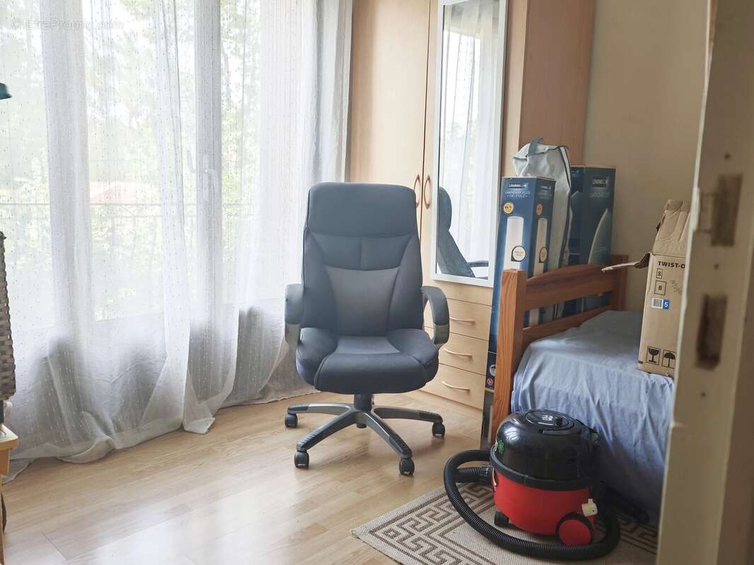 Maison individuelle avec garage et grand jardin - photo 9