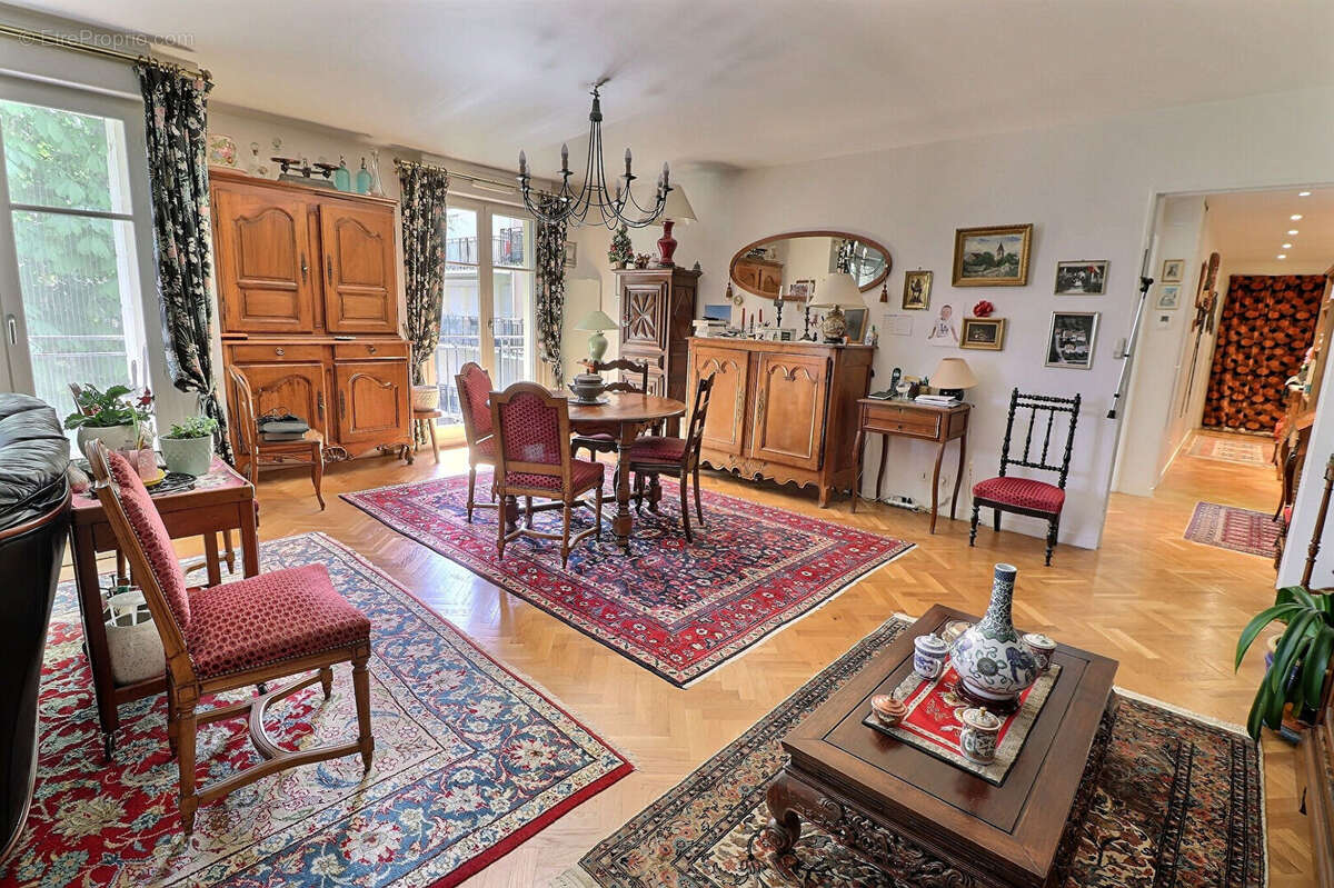 Appartement à RAMBOUILLET