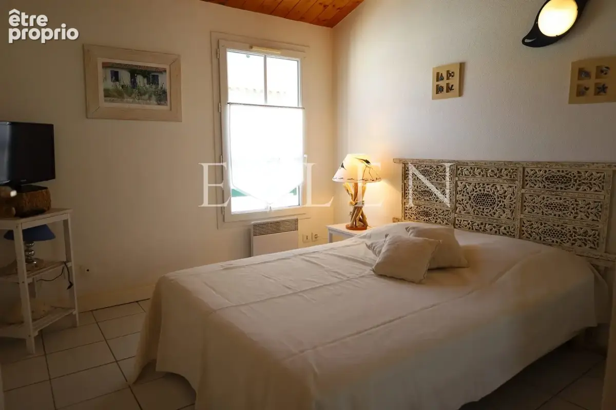 Appartement 49 m² à Saint-Martin-De-Re  - photo 2