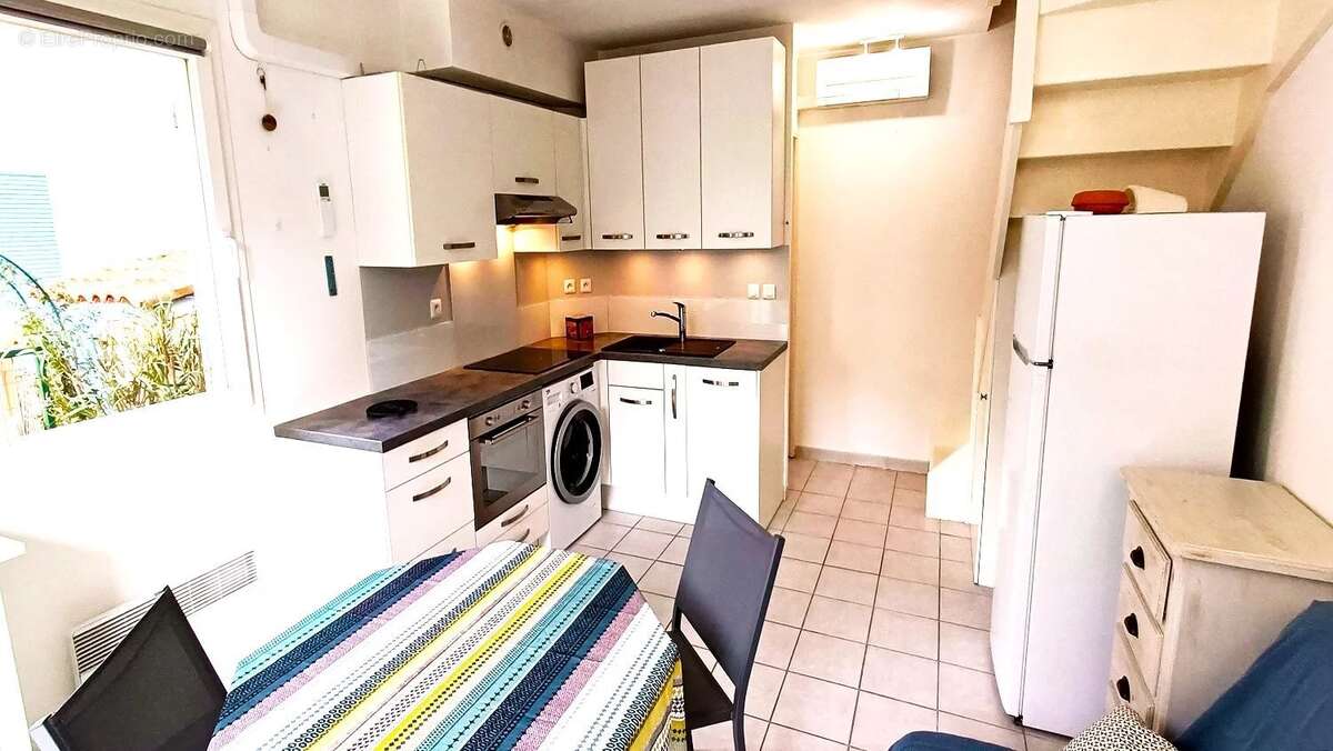 Appartement à LA LONDE-LES-MAURES