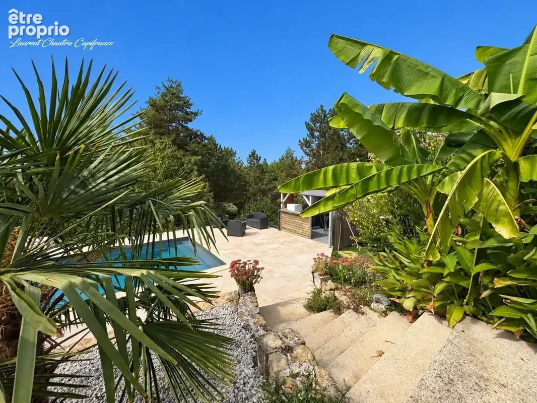 Maison familiale de 150m² avec piscine à Bassillac et Auberoche - photo 2