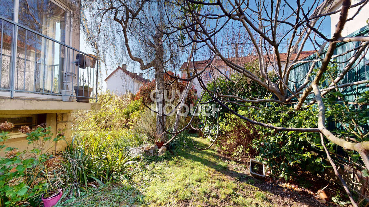 Maison à ERMONT