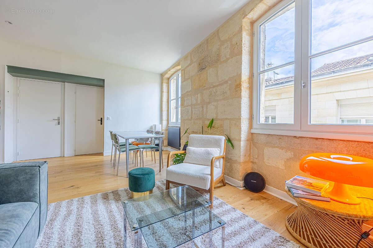 Appartement à BORDEAUX