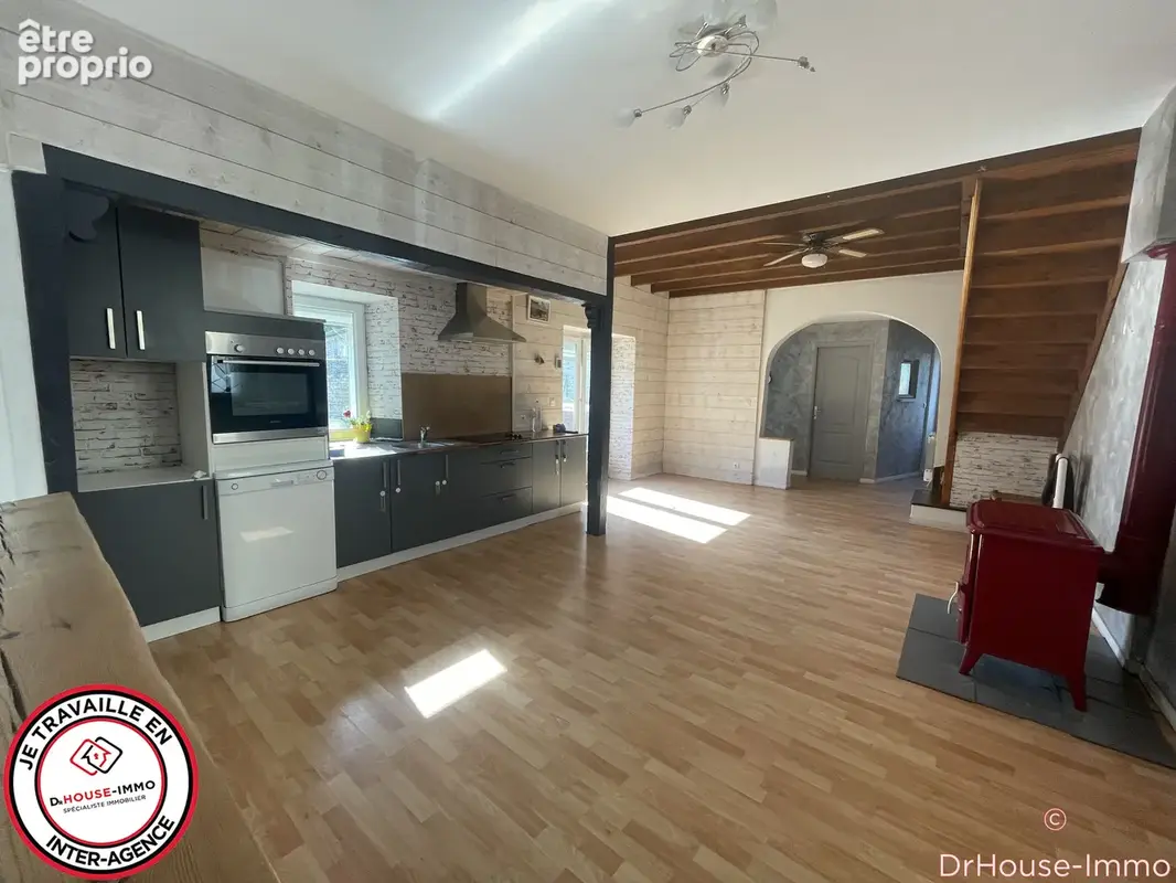 Maison 4 pièces 148 m² à vendre à Thure (86540) - photo 10