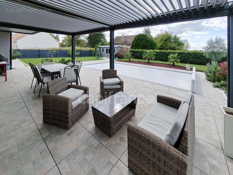 Saint-Cyr (71), à vendre maison contemporaine P6 de 130 m² - Terrain de 961m² - photo 10