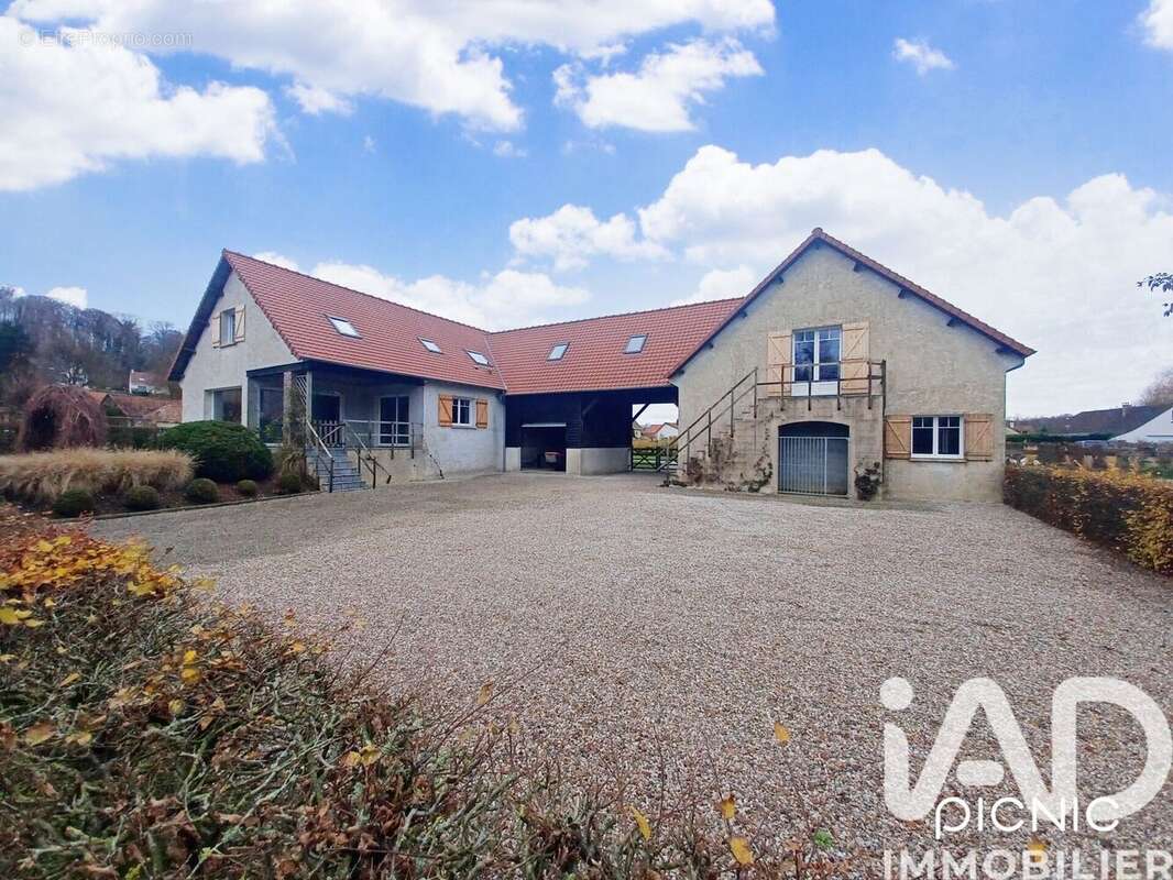 Photo 2 - Maison à ESTREELLES