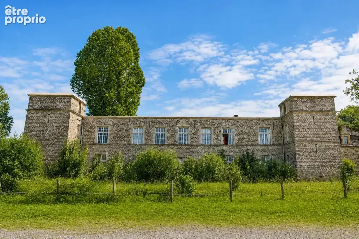 Appartement à COUCY-LES-EPPES