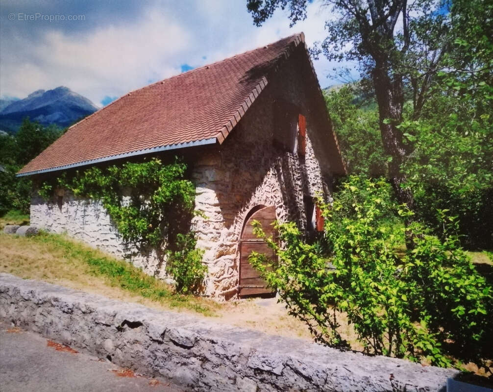 Maison à LA ROCHE-DES-ARNAUDS