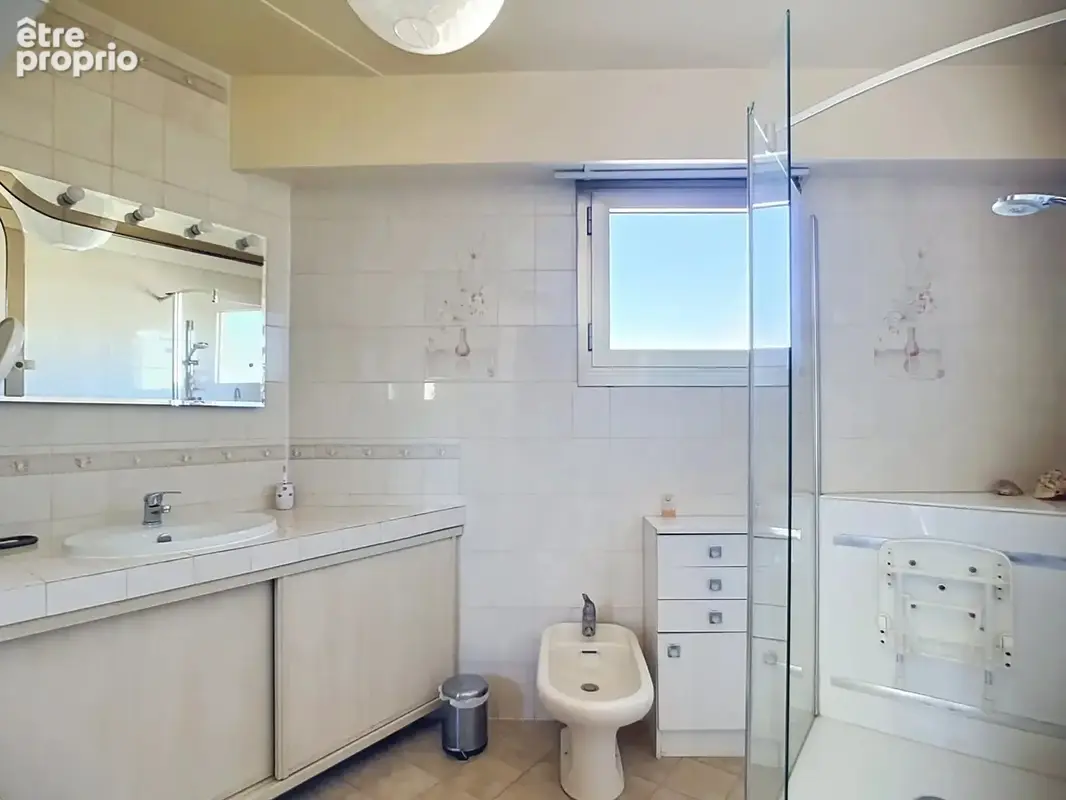 Appartement 3 pièces dernier étage – Vue panoramique ville et mer - photo 9