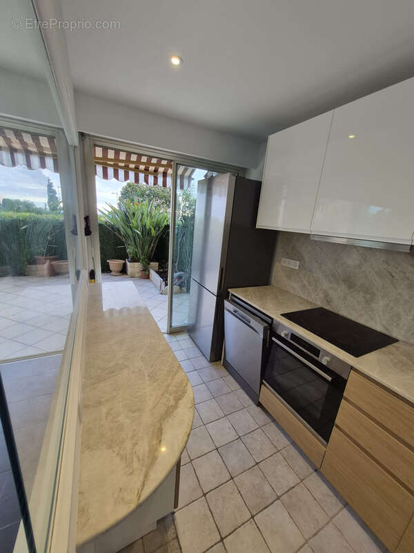 Appartement à ROQUEBRUNE-CAP-MARTIN