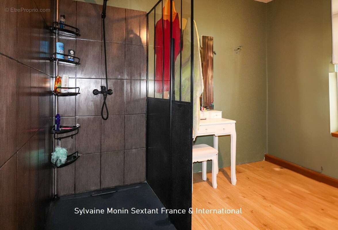 Maison à SAINT-MEDARD-D'EXCIDEUIL